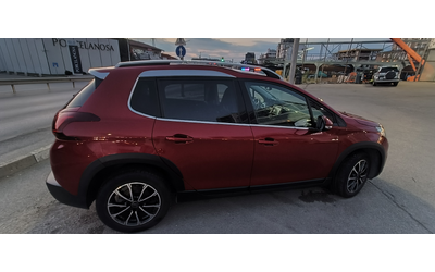 Peugeot 2008 Allure - автомобили, коли, обяви за нови и употребявани 6