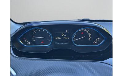 Peugeot 2008 Allure - автомобили, коли, обяви за нови и употребявани 12