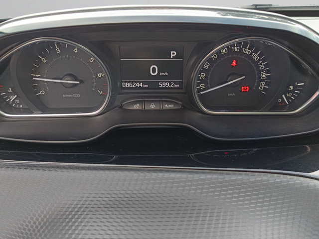 Peugeot 2008 ALLURE - автомобили, коли, обяви за нови и употребявани 8