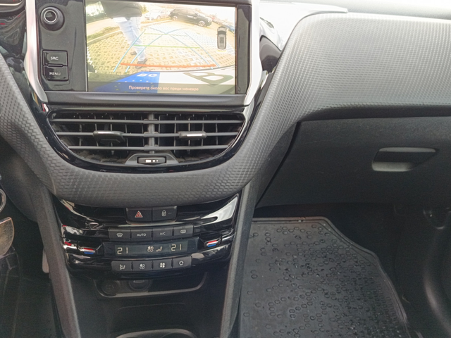 Peugeot 2008 ALLURE - автомобили, коли, обяви за нови и употребявани 9