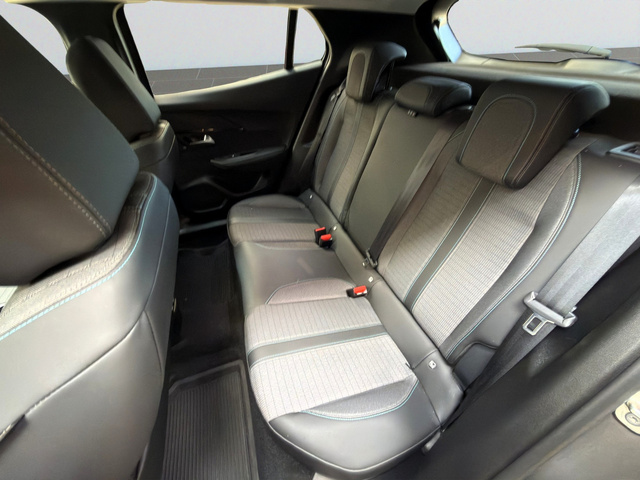 Peugeot 2008 ALLURE PACK 1,5 BlueHDi 130 EAT8 EURO6 - автомобили, коли, обяви за нови и употребявани 11