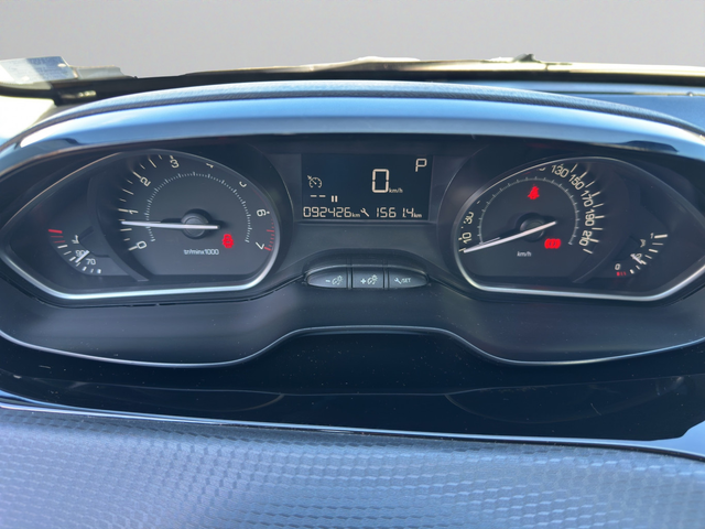 Peugeot 2008 Grip Control - автомобили, коли, обяви за нови и употребявани 4