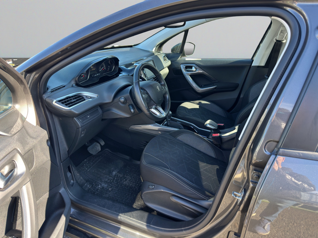 Peugeot 2008 Grip Control - автомобили, коли, обяви за нови и употребявани 6