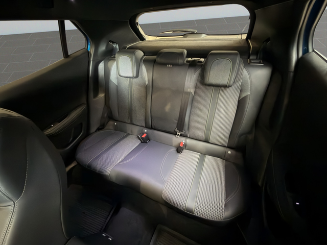 Peugeot 2008 GT 1.2 PureTech 130 EAT8 EURO6 - автомобили, коли, обяви за нови и употребявани 11
