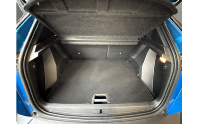 Peugeot 2008 GT 1.2 PureTech 130 EAT8 EURO6 - автомобили, коли, обяви за нови и употребявани 12