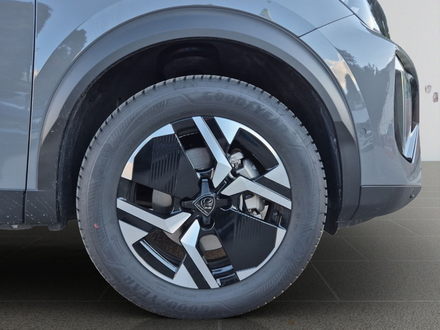 Peugeot 2008 GT 1.2 PureTech 145 HYBRID 48V - автомобили, коли, обяви за нови и употребявани 18