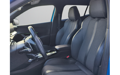 peugeot-2008-gt-1-2-puretech-155-eat8-euro6 - 4