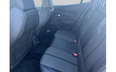 Peugeot 2008 GT - автомобили, коли, обяви за нови и употребявани 12