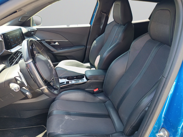 Peugeot 2008 GT - автомобили, коли, обяви за нови и употребявани 13