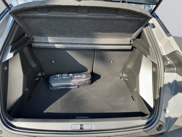 Peugeot 2008 GТ - автомобили, коли, обяви за нови и употребявани 3