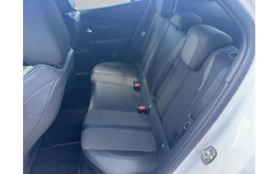 Peugeot 2008 GT - автомобили, коли, обяви за нови и употребявани 10
