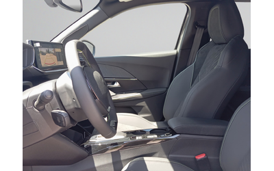 Peugeot 2008 GT EXCLUSIVE HYBRID 145 48V e-DCS6 - автомобили, коли, обяви за нови и употребявани 10