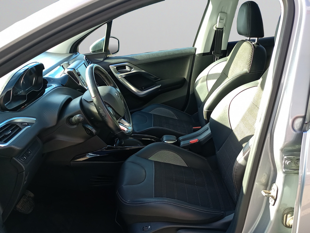 Peugeot 2008 NEW ALLURE 1.2 e-THP 110 EAT6 STT EURO6 - автомобили, коли, обяви за нови и употребявани 9