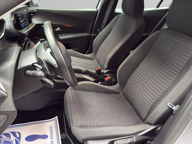 Peugeot 2008 New Line Up ACTIVE PACK 1.2 PureTech 130 EAT8 EURO6 - автомобили, коли, обяви за нови и употребявани 9