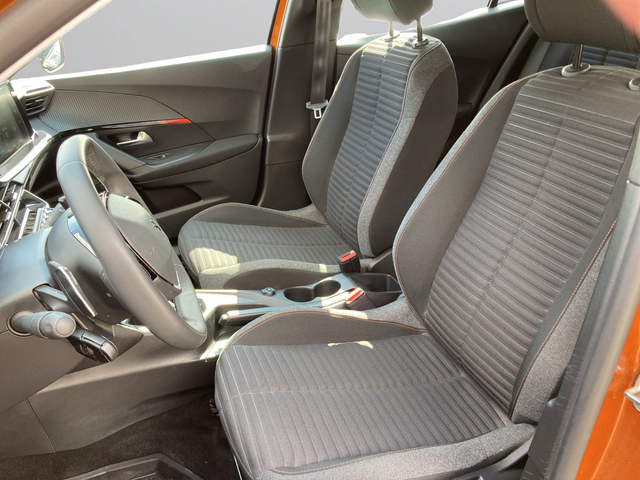 Peugeot 2008 New Line Up ACTIVE PACK 1.2 PureTech 130 EAT8 EURO6 - автомобили, коли, обяви за нови и употребявани 7