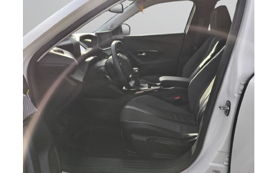 peugeot-2008-new-line-up-allure-pack-1-2-puretech-100-bvm6-euro6 - 4