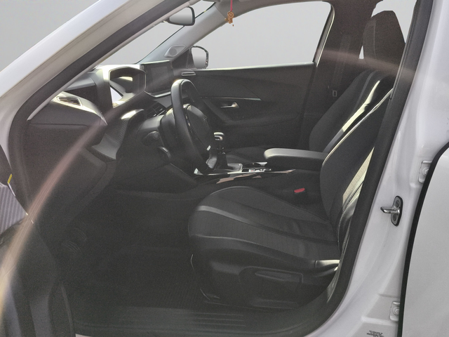 Peugeot 2008 New Line Up ALLURE PACK 1.2 PureTech 100 BVM6 EURO6 - автомобили, коли, обяви за нови и употребявани 4