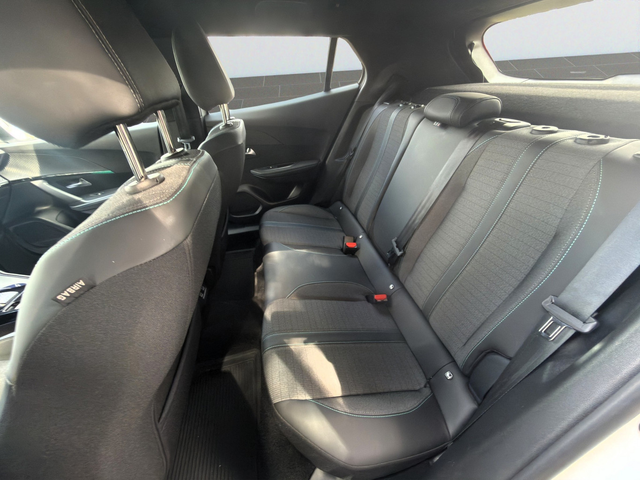 Peugeot 2008 New Line Up ALLURE PACK 1.2 PureTech 130 EAT8 EURO6 - автомобили, коли, обяви за нови и употребявани 11