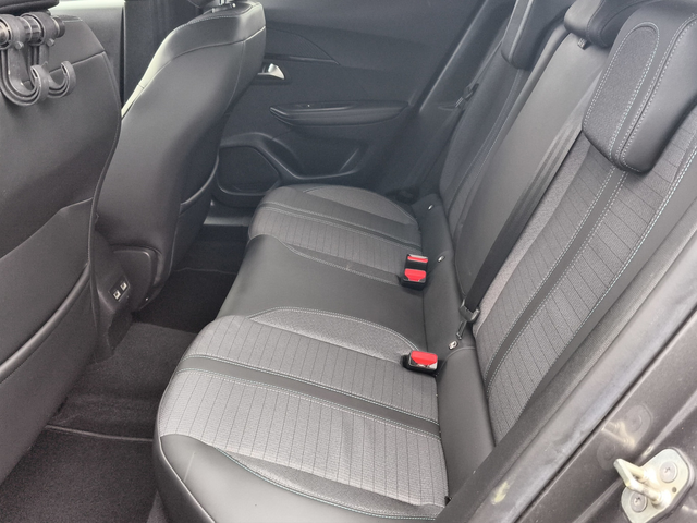 Peugeot 2008  New Line Up ALLURE PACK 1.2 PureTech 130 EAT8 EURO6 - автомобили, коли, обяви за нови и употребявани 11