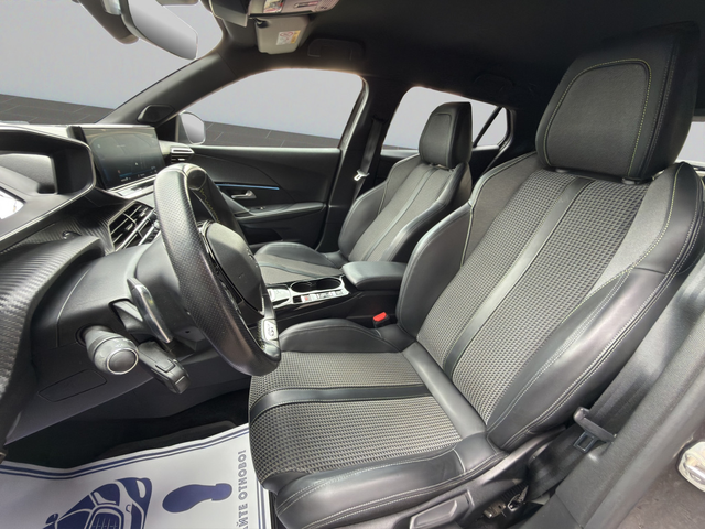 Peugeot 2008 New Line Up GT 1,5 BlueHDi 130 EAT8 EURO6 - автомобили, коли, обяви за нови и употребявани 9