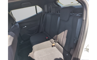 peugeot-2008-style-1-2-puretech-100-bvm6-euro-6-4 - 4