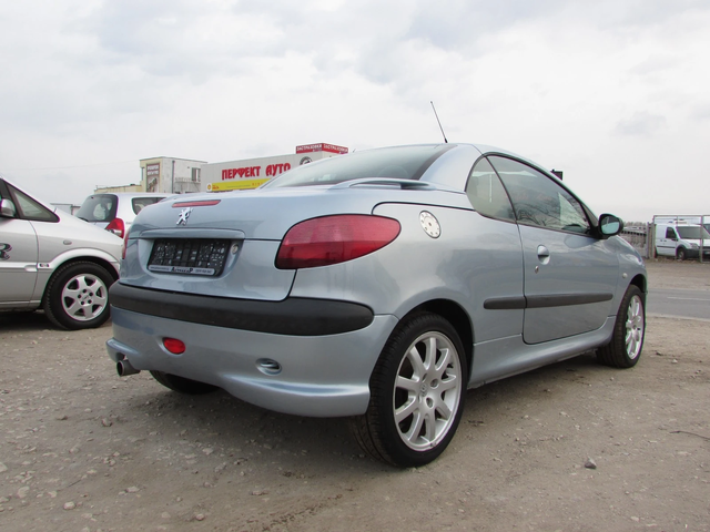 Peugeot 206 1.6i CC EURO4 - автомобили, коли, обяви за нови и употребявани 4