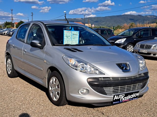 Peugeot 206 206+ - автомобили, коли, обяви за нови и употребявани 2