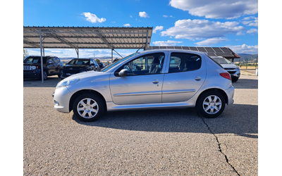 Peugeot 206 206+ - автомобили, коли, обяви за нови и употребявани 8
