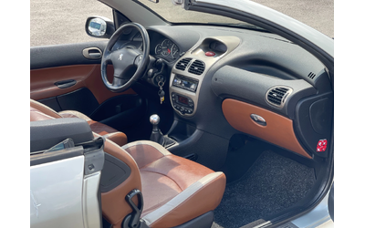 Peugeot 206 cc 1.6HDi Roland Garros Edition - автомобили, коли, обяви за нови и употребявани 12