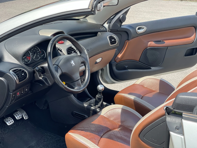 Peugeot 206 cc 1.6HDi Roland Garros Edition - автомобили, коли, обяви за нови и употребявани 15