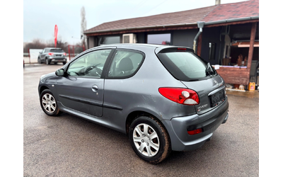 Peugeot 206 - автомобили, коли, обяви за нови и употребявани 6