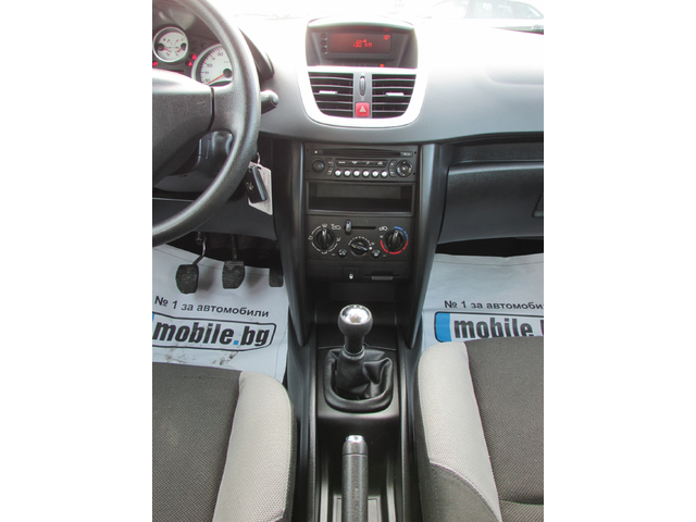 Peugeot 207 1.4i EURO4 - автомобили, коли, обяви за нови и употребявани 12