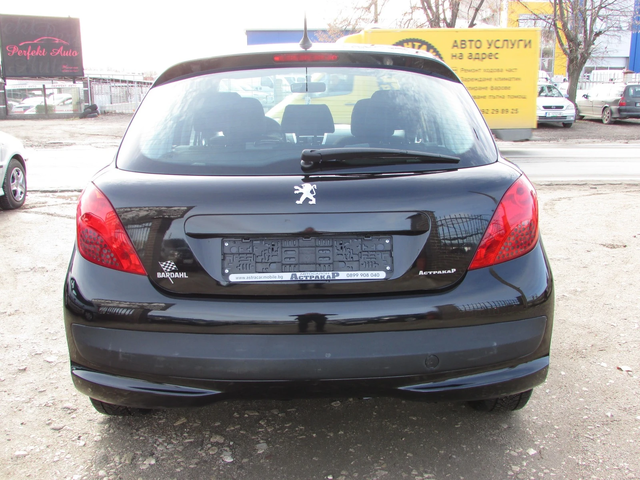 Peugeot 207 1.4i EURO4 - автомобили, коли, обяви за нови и употребявани 3