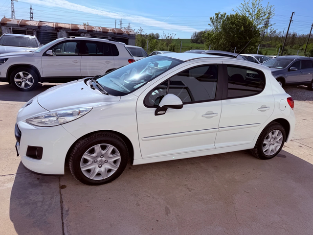 Peugeot 207 1.4i BRC* NOVA* UNIKAT* - автомобили, коли, обяви за нови и употребявани 2