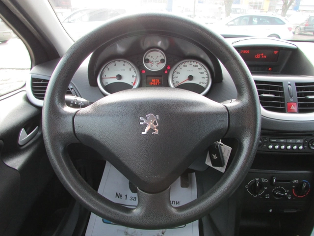 Peugeot 207 1.4i EURO4 - автомобили, коли, обяви за нови и употребявани 11