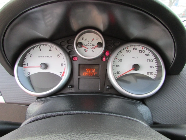 Peugeot 207 1.4i EURO4 - автомобили, коли, обяви за нови и употребявани 13