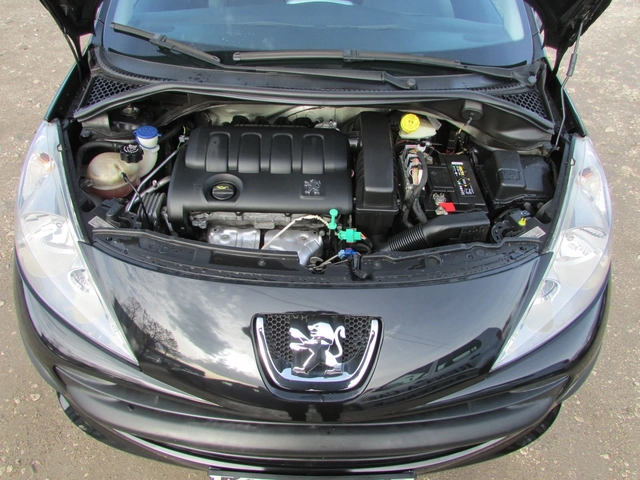 Peugeot 207 1.4i EURO4 - автомобили, коли, обяви за нови и употребявани 15