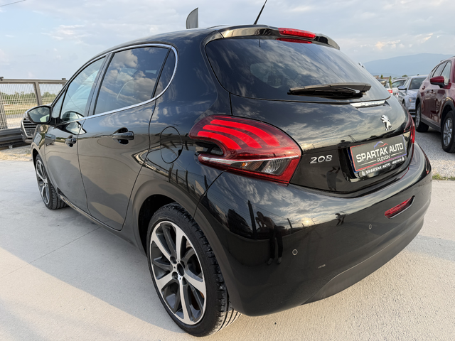 Peugeot 208 1.2i* 2016г.* 115.000КМ* НОВ* Топ Състояние* РЪЧКА - автомобили, коли, обяви за нови и употребявани 5