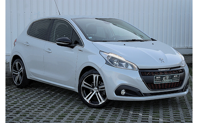 peugeot-208-1-2i-e-thp-kamera-top - 2