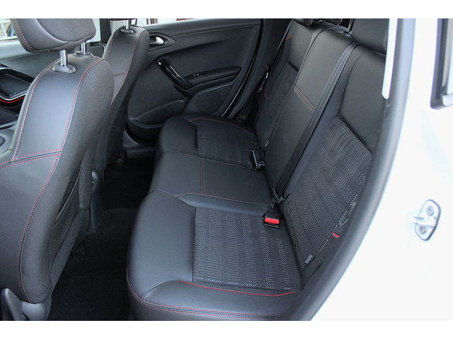 Peugeot 208 1.2i/e-THP/KAMERA/TOP - автомобили, коли, обяви за нови и употребявани 9