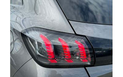 peugeot-208-1-2t-digital-distronic-sobstven-lizing-barter - 4