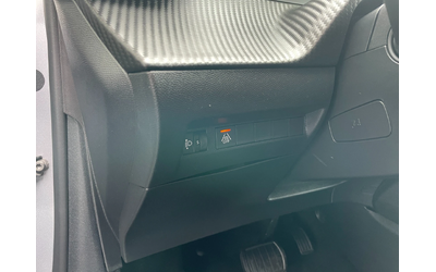 Peugeot 208 electric drive 100 kW Style - автомобили, коли, обяви за нови и употребявани 16