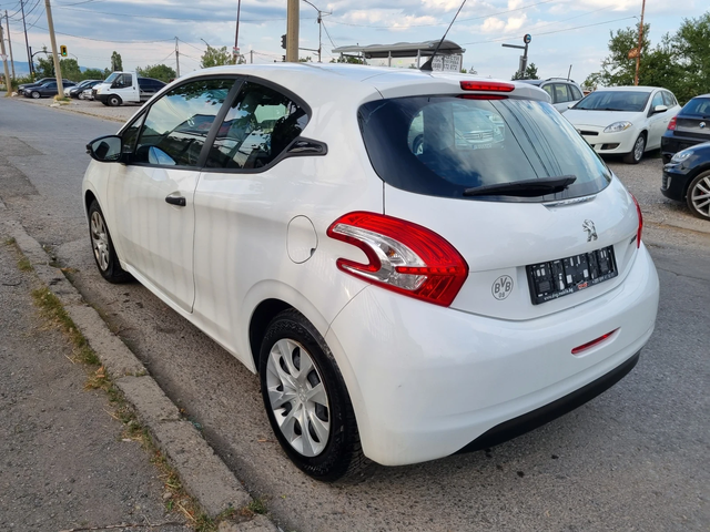Peugeot 208 1, 000 EURO5B - автомобили, коли, обяви за нови и употребявани 4