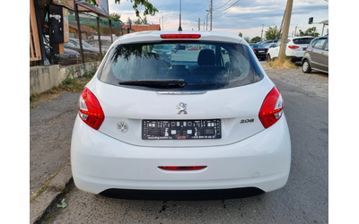 peugeot-208 - 5