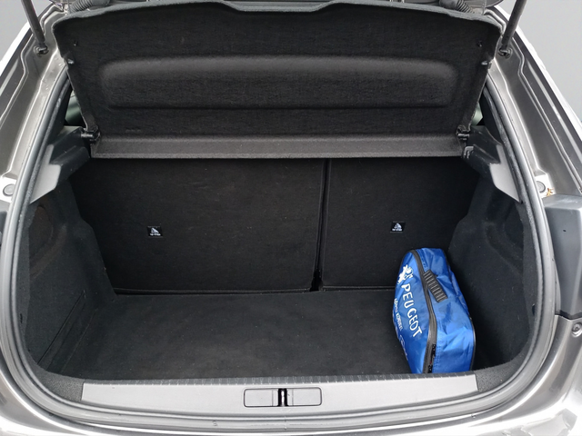 Peugeot 208 208 NEW ALLURE 1.2 PureTech 130 EAT8 EURO 6 - автомобили, коли, обяви за нови и употребявани 7