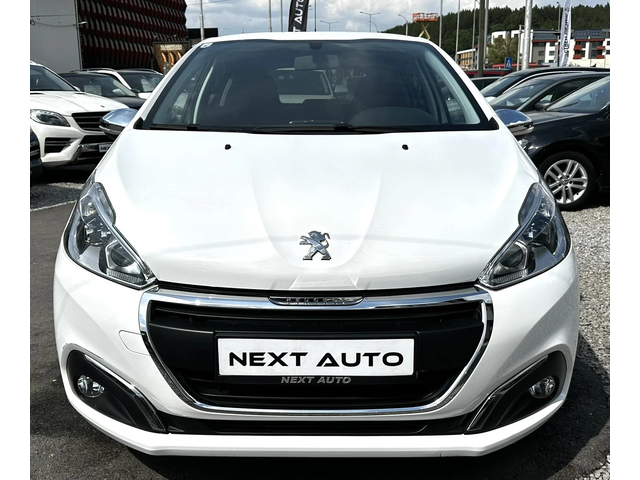 Peugeot 208 1.2I 82HP 101, 000KM EURO6 - автомобили, коли, обяви за нови и употребявани 1
