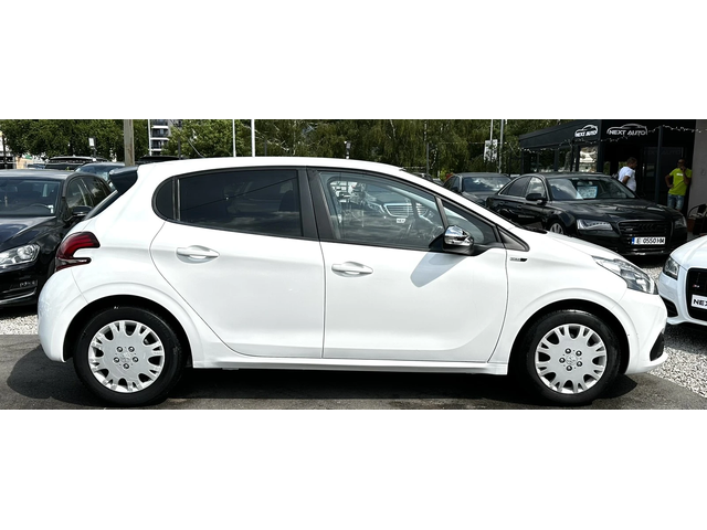 Peugeot 208 1.2I 82HP 101, 000KM EURO6 - автомобили, коли, обяви за нови и употребявани 3