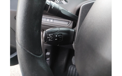 Peugeot 208 1,6e-HDi 92ps - автомобили, коли, обяви за нови и употребявани 9