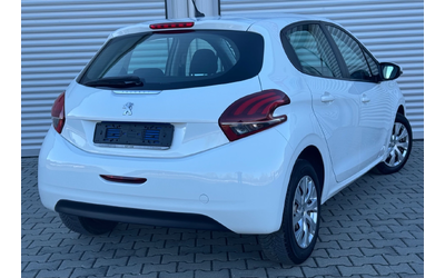peugeot-208 - 4