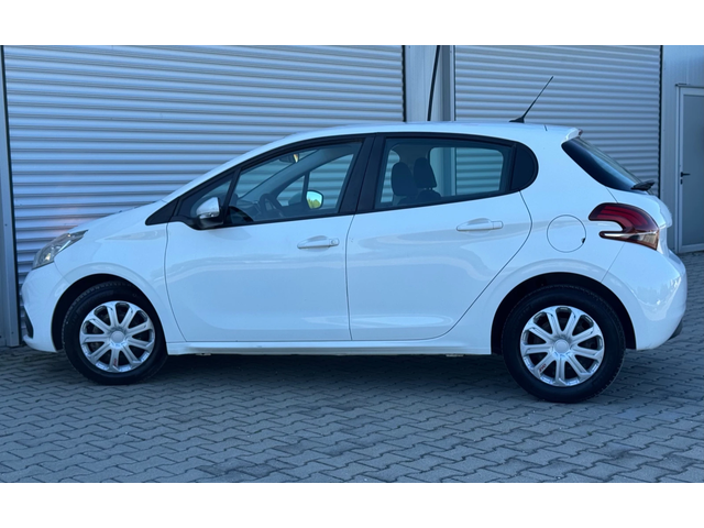 Peugeot 208 1, 5hdi 102ps, евро 6D, adblue, клима, нави, мулти - автомобили, коли, обяви за нови и употребявани 2